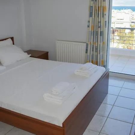 Loutraki Penthouse & Barbeque Apartment