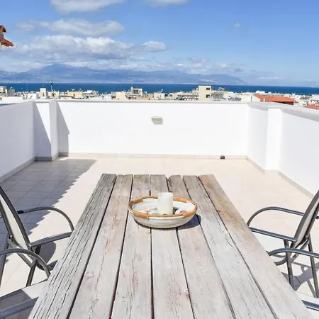 Apartment Loutraki Penthouse & Barbeque *