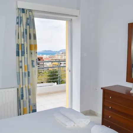 Loutraki Penthouse & Barbeque Διαμέρισμα
